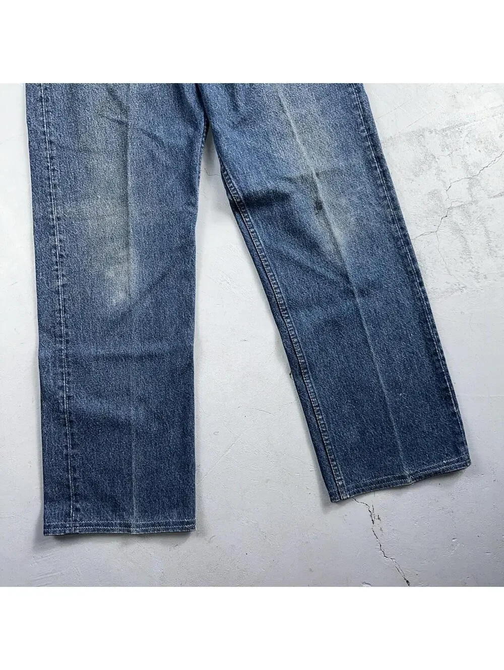 Levis 501 Vintage 80s USA XX Straight Leg Jeans Blue Light Wash 36x40 Act 32x29